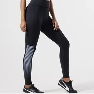 Savage X Fenty Sport Black and Leggings Sz.M